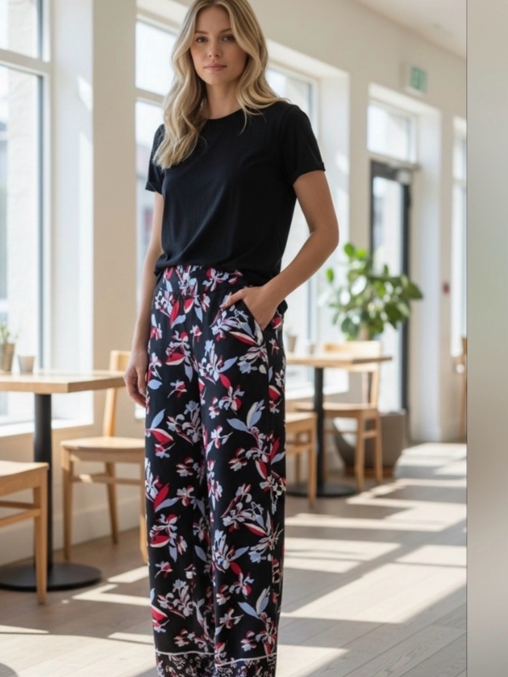 Laundry by Shellie Segal Wide-Leg Floral Print Pants in Black Multi S M Like New